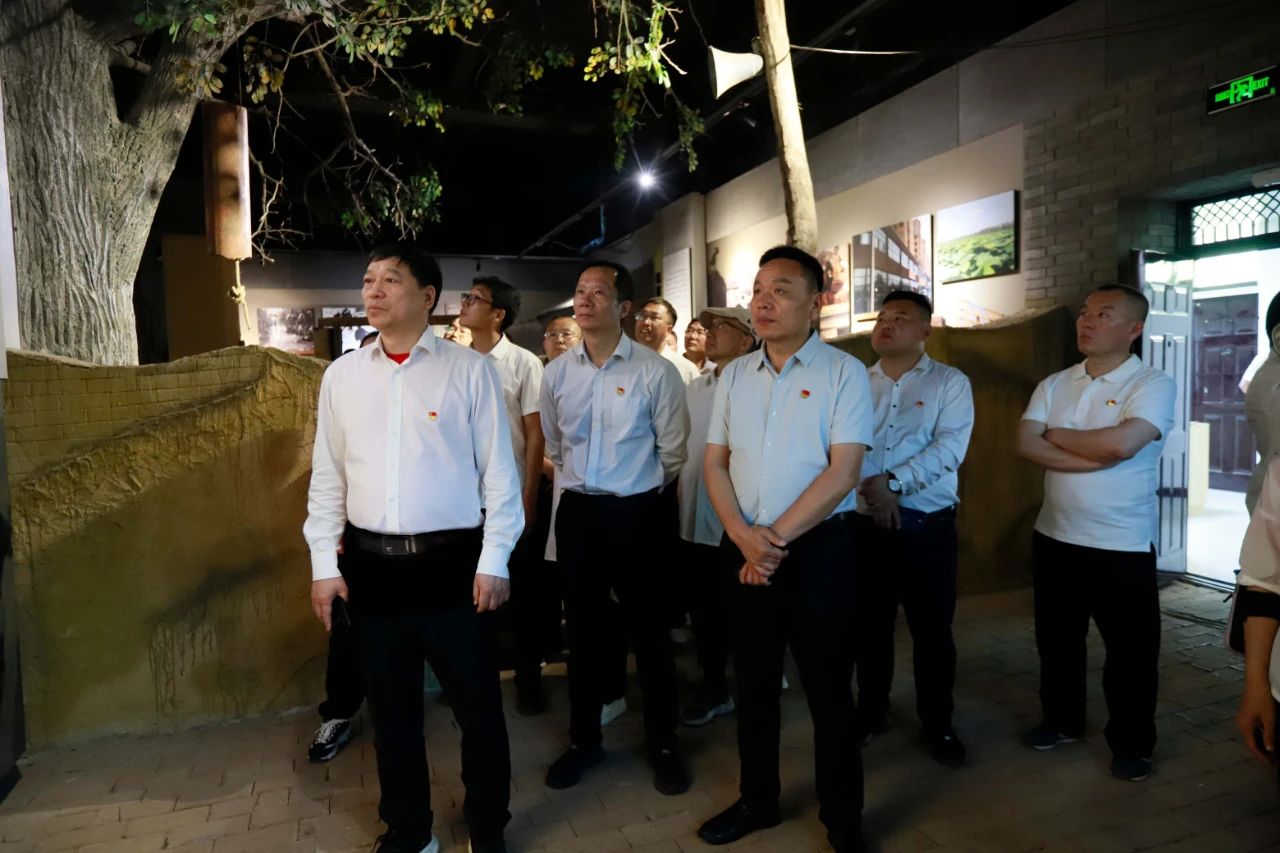 砥礪初心使命，汲取奮進(jìn)力量丨花花牛乳業(yè)集團(tuán)黨委組織開展學(xué)習(xí)“焦裕祿精神”主題黨日活動