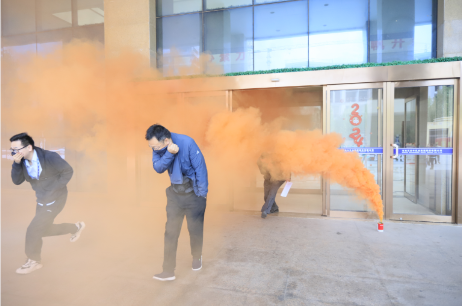 增強(qiáng)消防意識，筑牢安全底線丨花花牛乳業(yè)集團(tuán)組織消防應(yīng)急演練