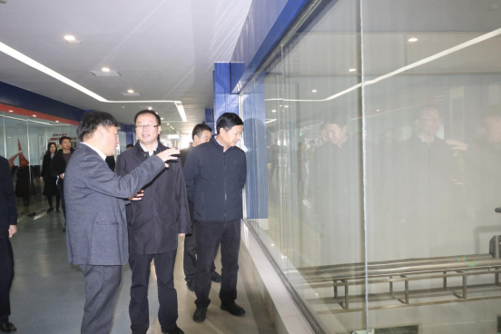 寧夏回族自治區(qū)農(nóng)業(yè)農(nóng)村廳黨組書記、廳長(zhǎng)王剛一行蒞臨花花牛乳業(yè)集團(tuán)調(diào)研